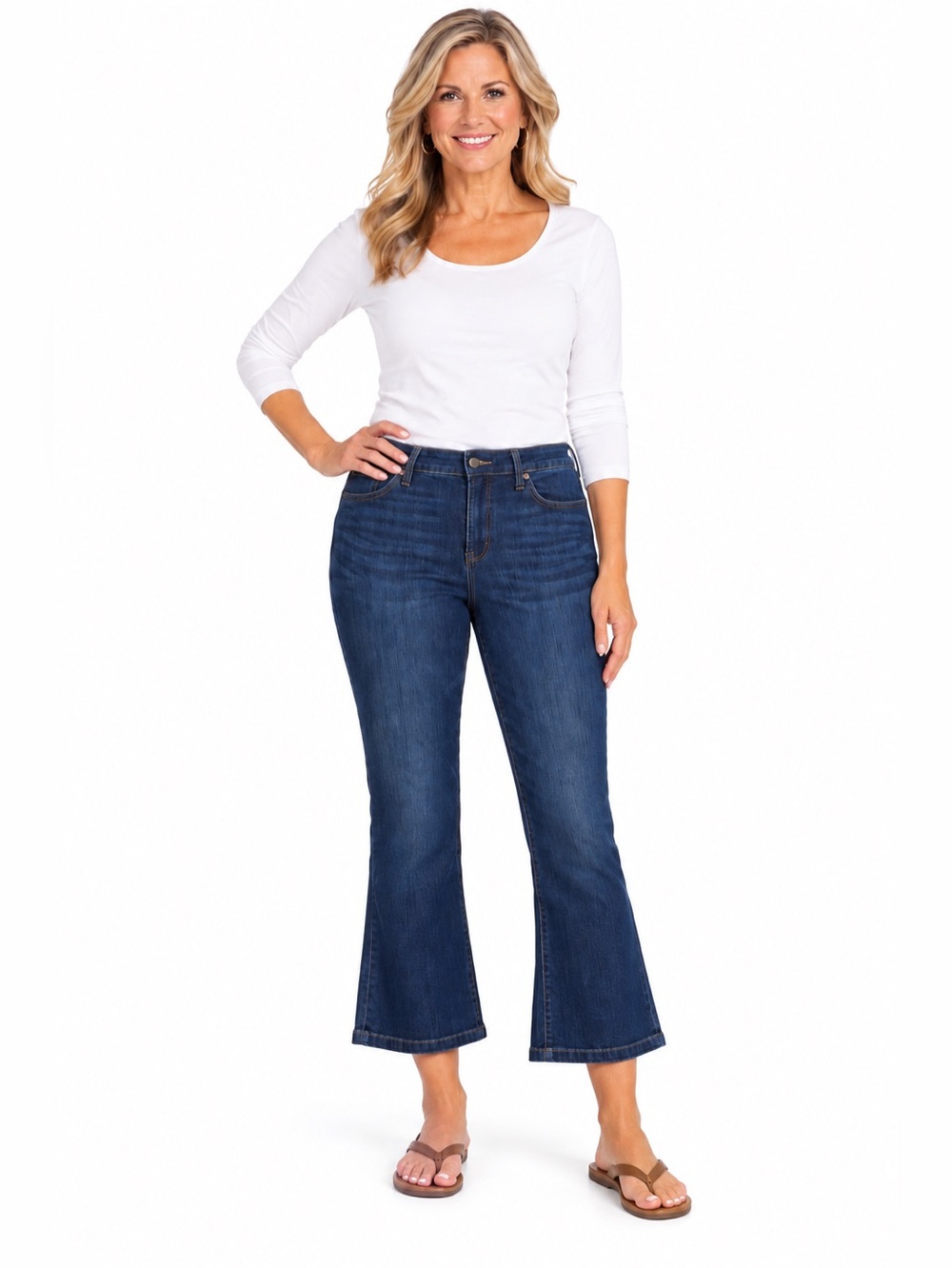 Chicos jeans So Slimming Girlfriend Kick Flare size 8 Chicos 1